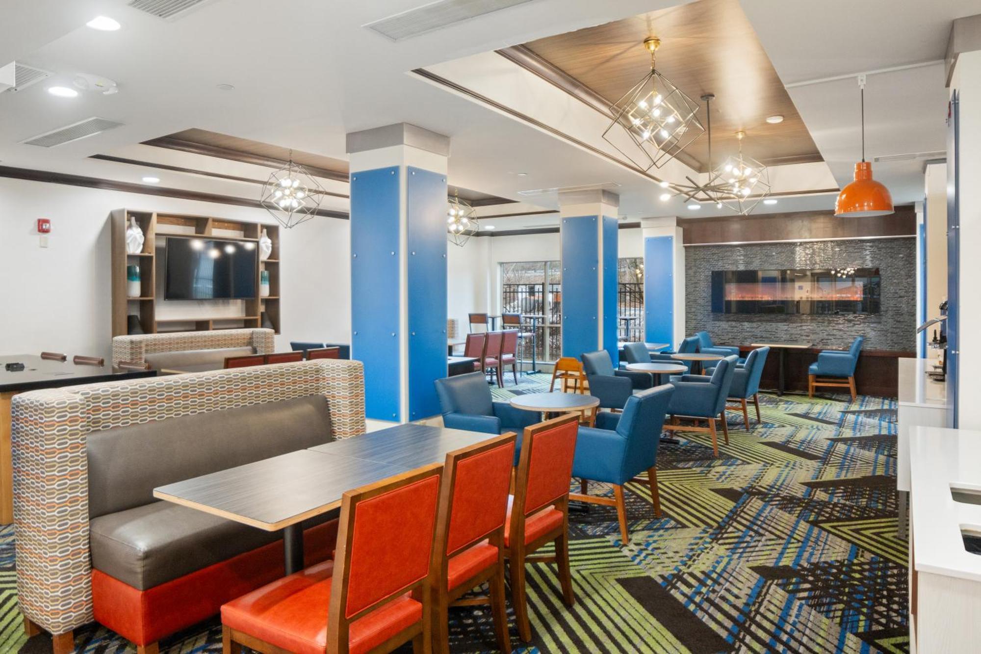 Holiday Inn Express And Suites Stroudsburg-Poconos By Ihg Esterno foto