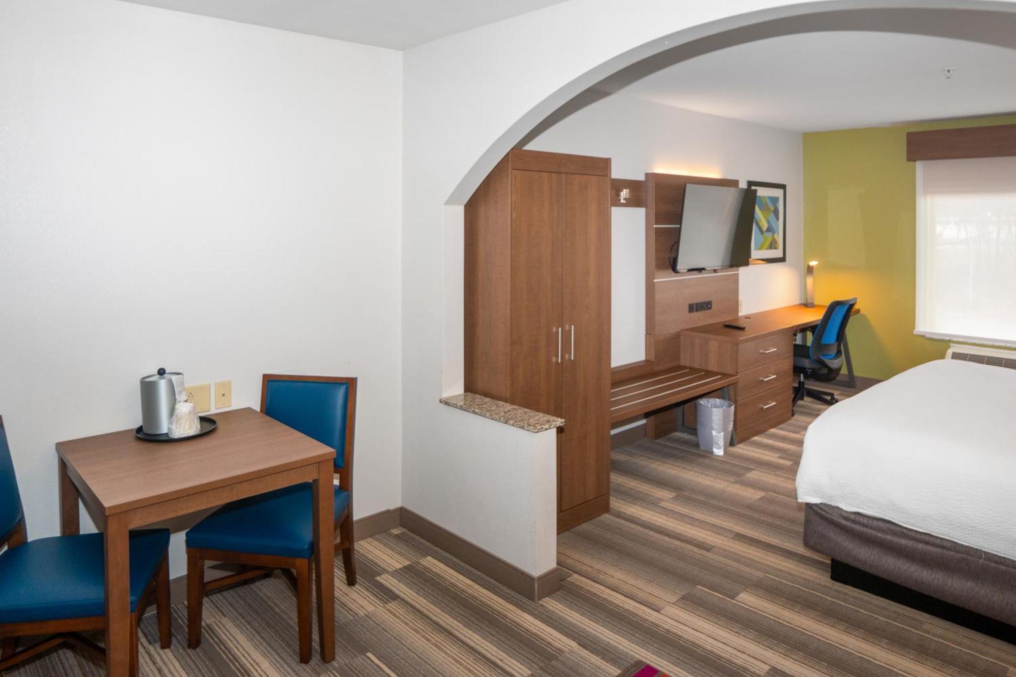 Holiday Inn Express And Suites Stroudsburg-Poconos By Ihg Esterno foto