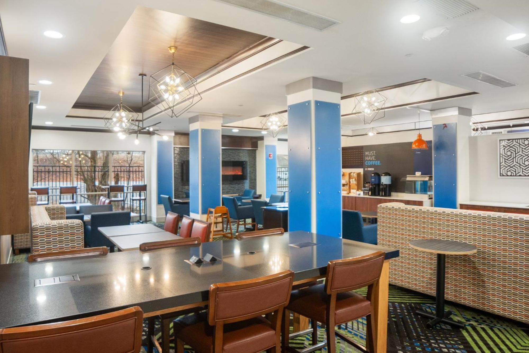 Holiday Inn Express And Suites Stroudsburg-Poconos By Ihg Esterno foto
